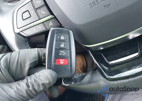 2020 Toyota Highlander Hybrid Xle z USA, uszkodzony, nr VIN 5TDHBRCH3LS503610